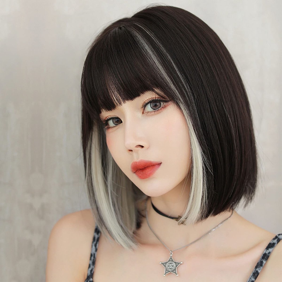 Allecto - Korte Bob Perucque - Damesmode - Verstelbaar - Zwart Beige Bruin - Haaraccessoires - Fashion - Trendy