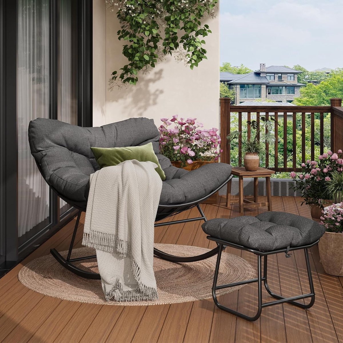 Grote Schommelstoel Voor Tuin Met Voetensteun - Metalen Frame - Lounge Fauteuil Voor Buiten - Comfortabel en Weerbestendig - 175kg Draagvermogen - Grijs