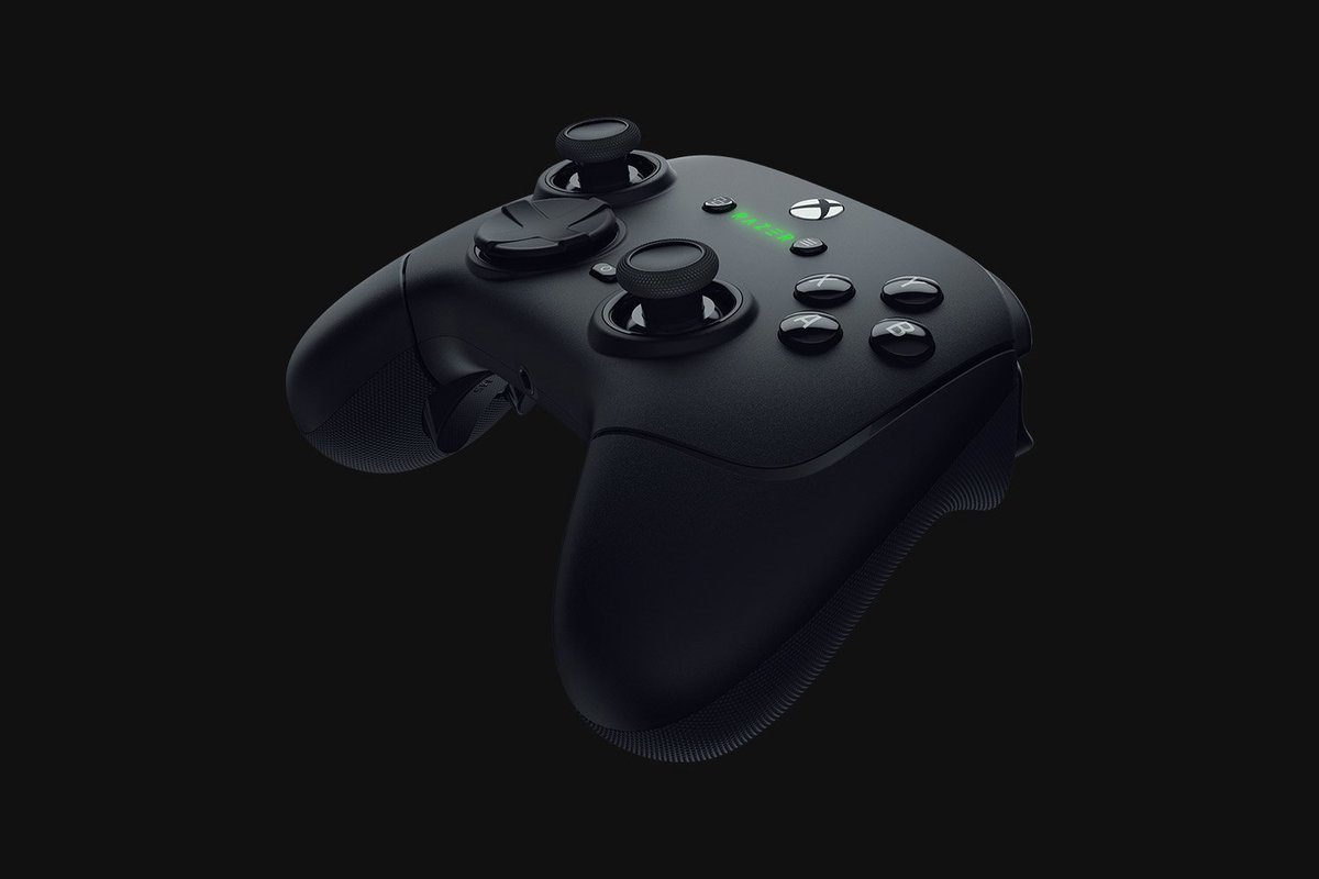Razer Wolverine V3 Pro - Draadloze Gaming Controller - Programmeerbare Knoppen - Xbox/PC - Zwart thumbnail 2