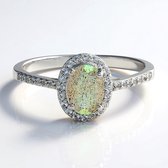 Bague en argent Cavill avec labradorite ovale 0,6 ct et topazes blanches 0,179 ct en argent sterling 925, élégante et luxueuse