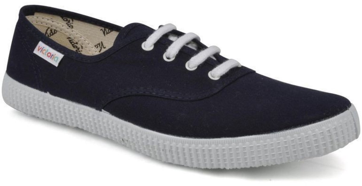 Tennisschoenen met veters