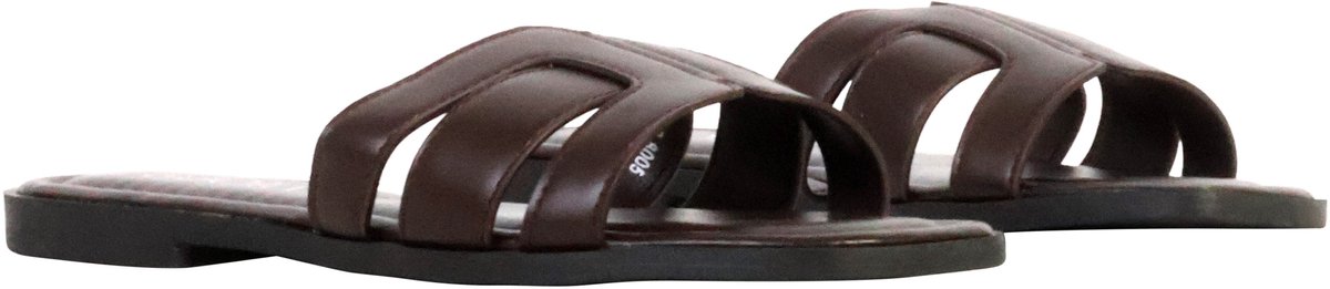 Sandalen om aan te trekken