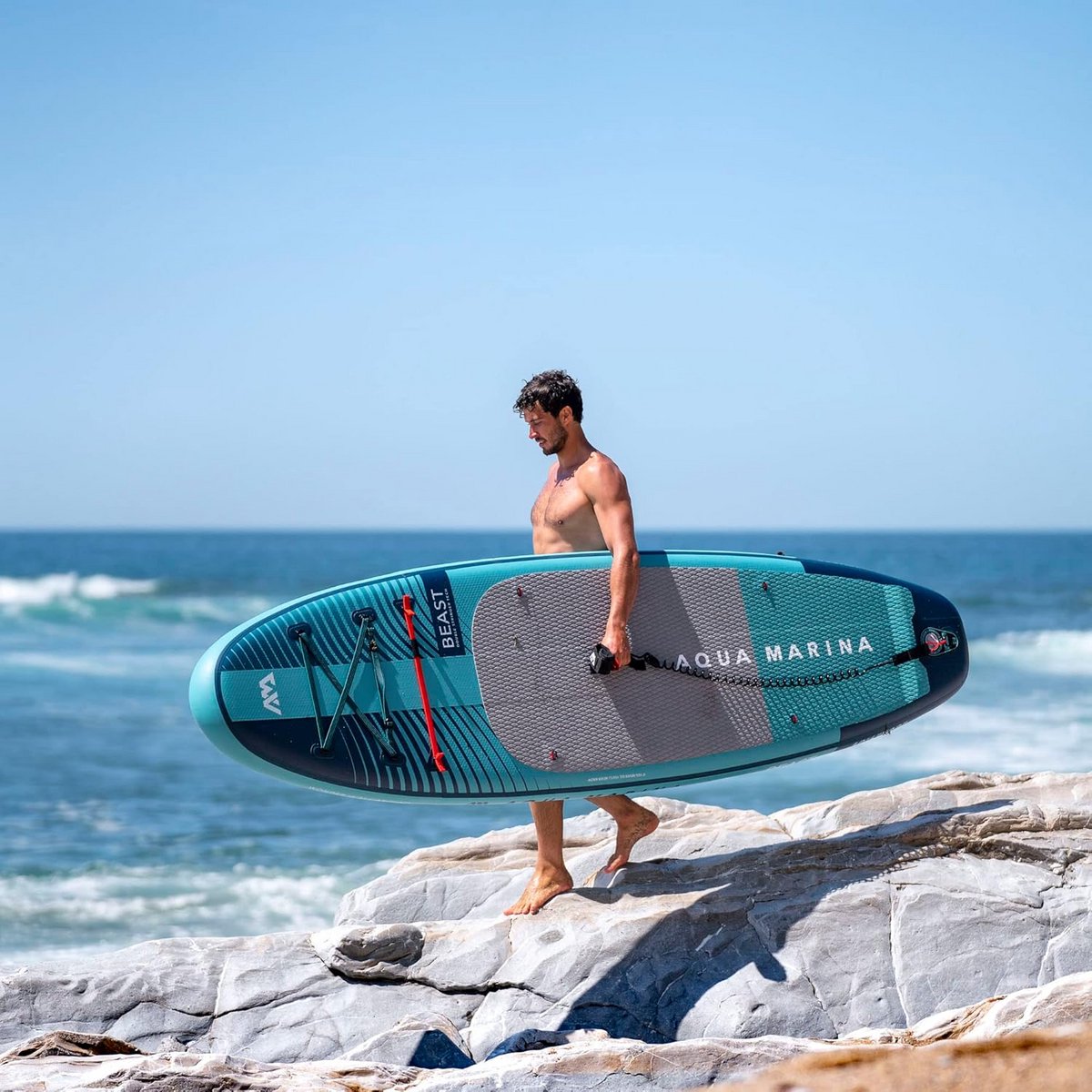 10ft6in Opblaasbaar Stand Up Paddleboard - 320 cm - Meer Volume & Laadvermogen - Diamantstructuur Voetpad - Double Stringer Technologie - Stijf & Stabiel - Aqua Marina BEAST Premium iSUP Pakket – foto 2