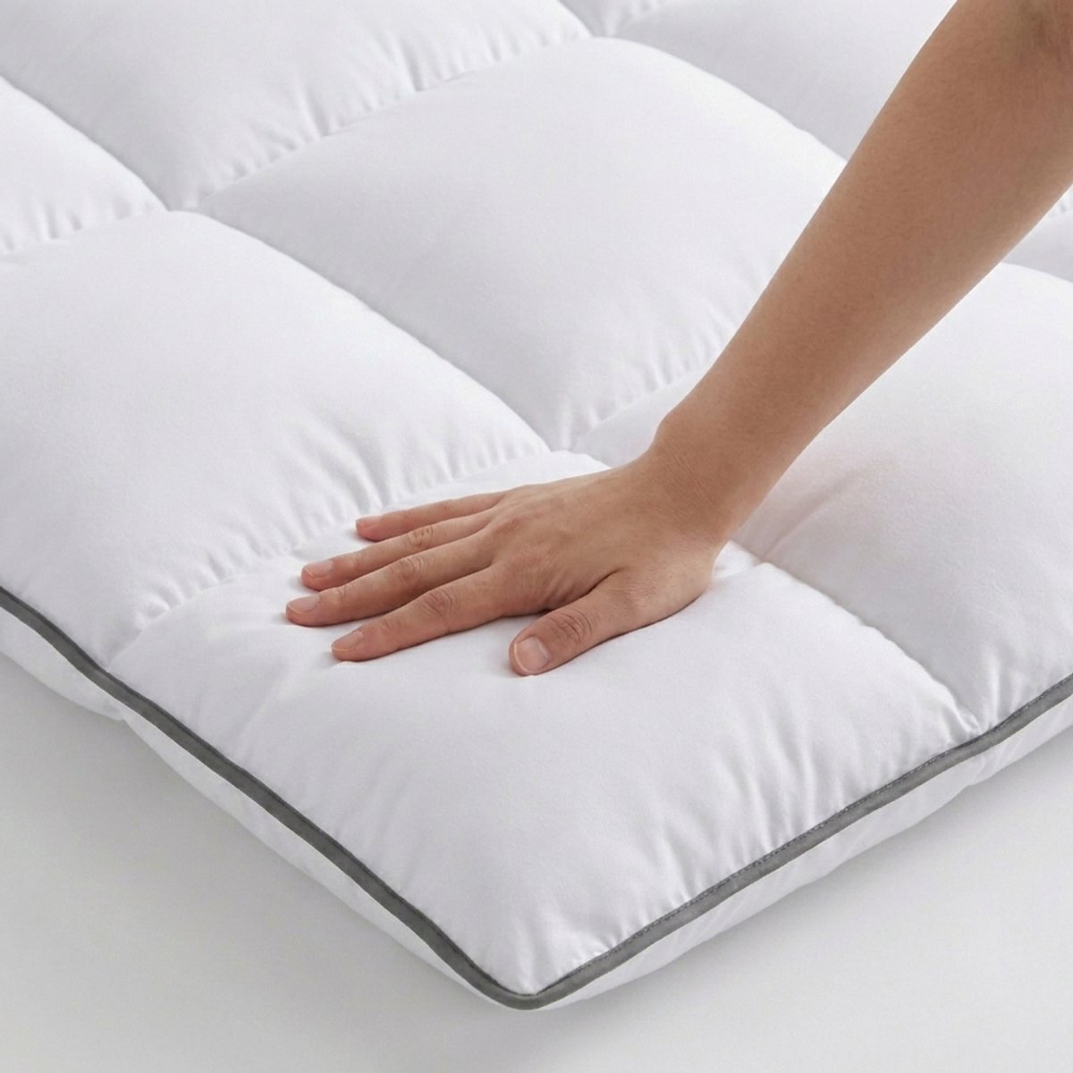 CASABEL Zachte Matras Topper 120 x 195 cm Ademende Microvezel met Witte Bies