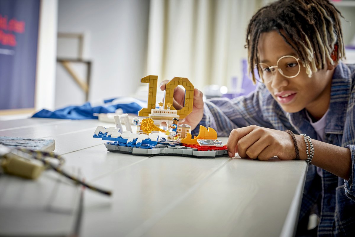 LEGO Editions Kylian Mbappé – Voetbalhoogtepunten Voetbal Speelgoed voor Kinderen - 43013 – foto 7