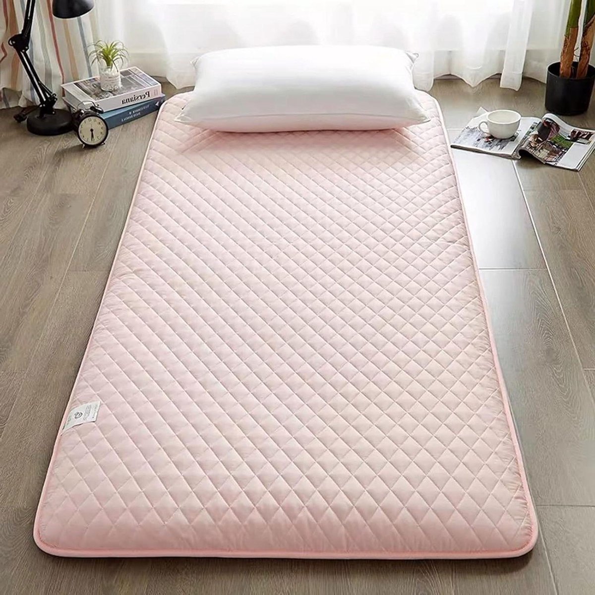 Vouwende Matras - Japanse Futon - Traditioneel Slapen - Traagschuim Middenlaag - 1.5 bij 2 meter - Niet gespecificeerd