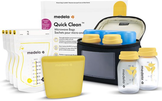Medela moedermelk bewaarset met koeltas, flesjes, bewaarzakjes en Quick Clean magnetronsterilisatiezakjes.