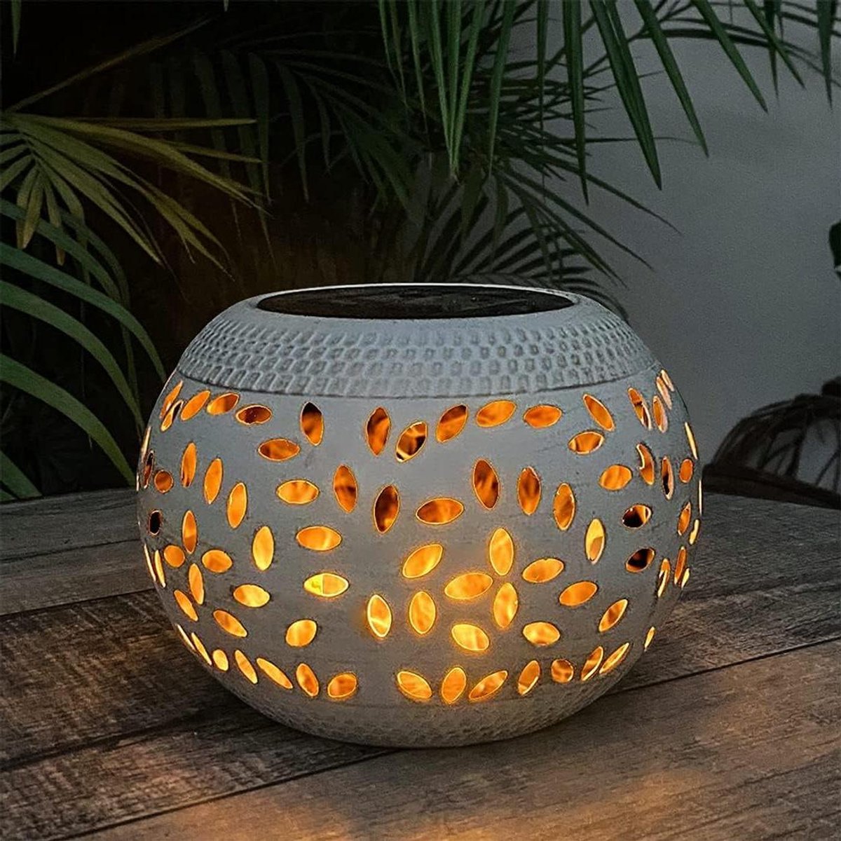 Zonne Lantaarn - Tuinlamp Vlam Effect - Buiten Decoratie - Metaal Waterdicht - 1 stuk - Wit