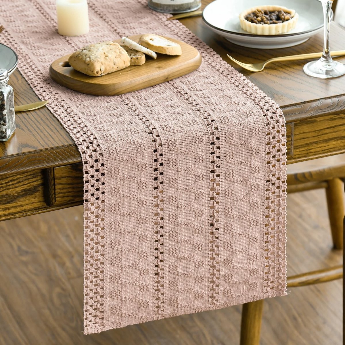 Dailygoods - Macramé Tafelloper in Roze 30x143 cm voor Feestdecoratie
