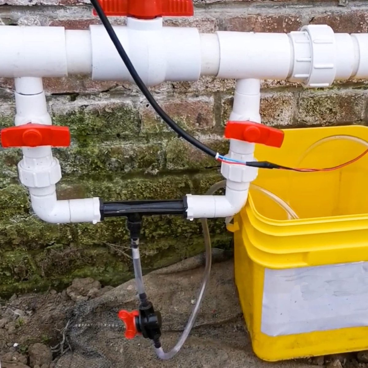 Fertilizer Injector voor Drip Irrigation - Plastic Zwart, Geschikt voor 1/2", 3/4" en 1" Pijpen, Tuinirrigatie en Voeding