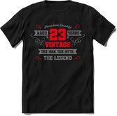 23 Jaar Legend -  kado T-Shirt Heren / Dames - Zilver / Rood - Perfect Verjaardag Cadeau Shirt - grappige Spreuken, Zinnen en Teksten. Maat S
