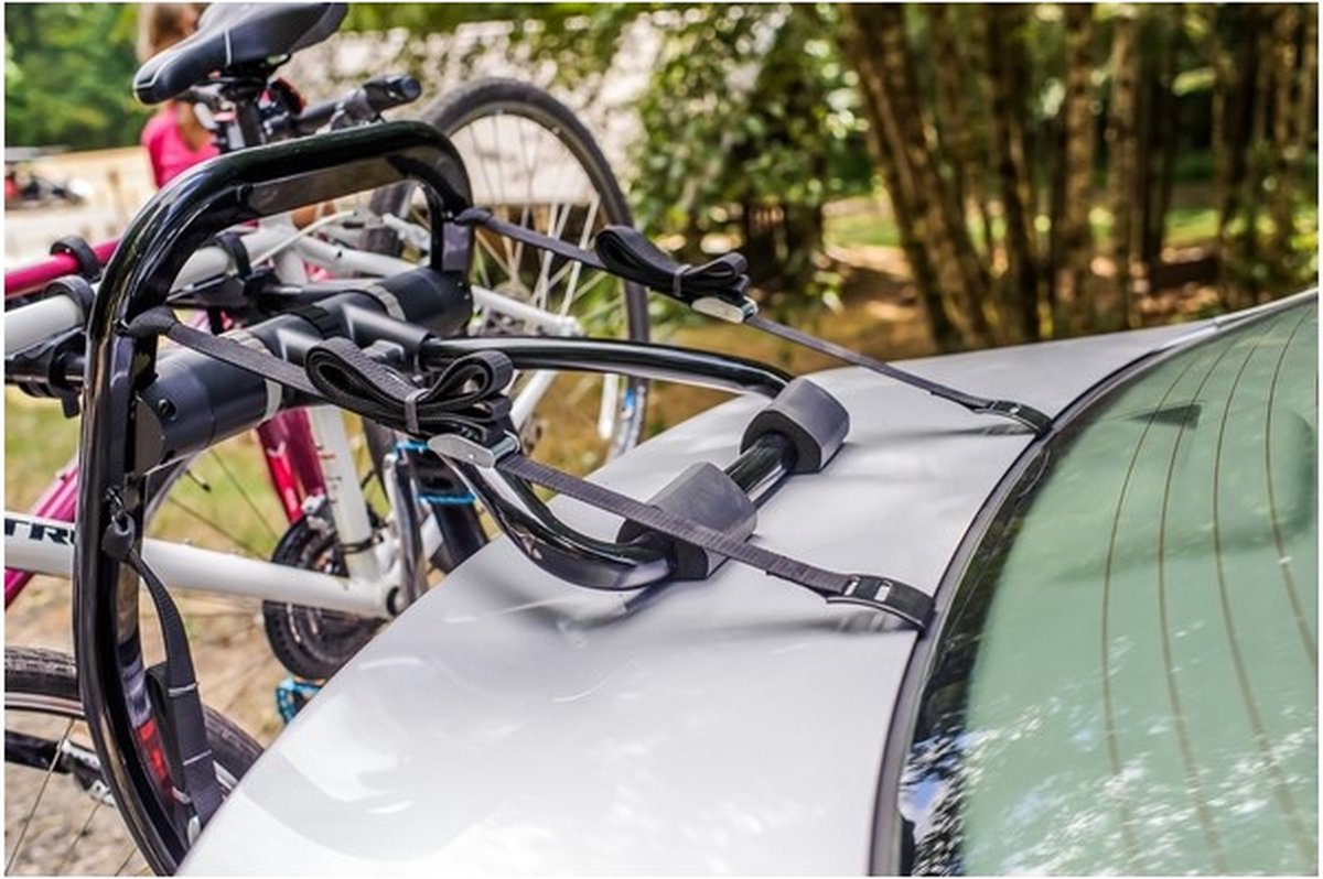 Tesla Fullback 3 Fietsendrager Yakima Kofferbak Fietsdrager 3 electrische fietsen Auto Fietsendragers Accessoires – foto 4