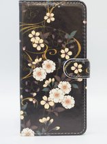 P.C.K. Hoesje/Boekhoesje/Bookcase zwart met witte bloemen print geschikt voor Samsung Galaxy S21 PLUS MET Glasfolie