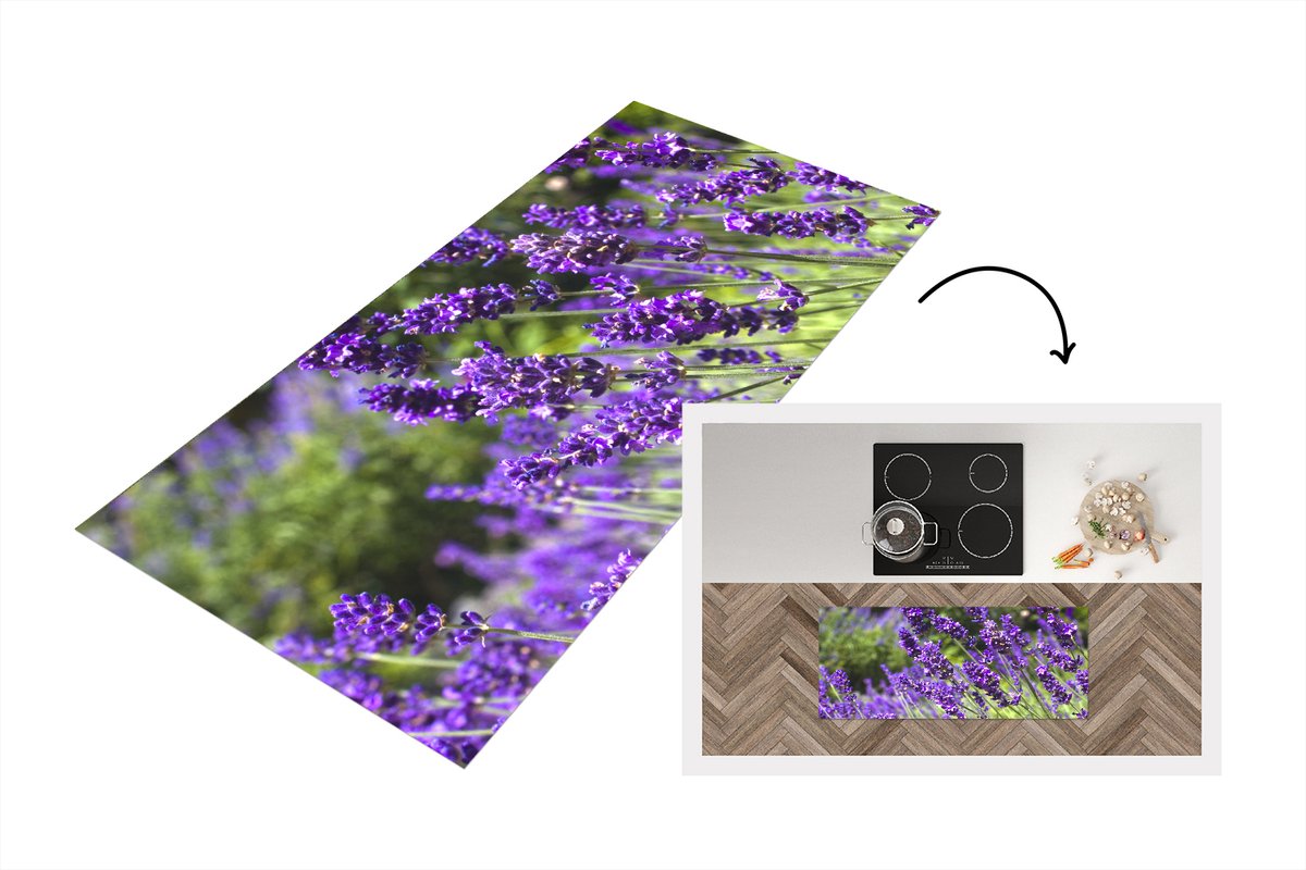 KitchenYeah Keukenloper - Loper keuken - Heldere paarse lavendel in de natuur - Keukenloper vinyl Multicolor