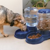 Navaris automatische voerbak en waterbak - 3,8 L voer en water dispenserflessen voor hond, kat, puppy, kitten - Set van 2 - Donkerblauw