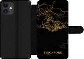 Bookcase Geschikt voor iPhone 12 Pro telefoonhoesje - Singapore - Kaart - Goud - Met vakjes - Wallet case met magneetsluiting