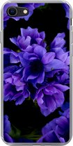 Geschikt voor iPhone 7 hoesje - Patroon - Bloemen - Paars - Siliconen Telefoonhoesje