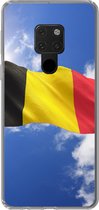 Geschikt voor Huawei P40 Lite hoesje - De vlag van België wappert in de lucht - Siliconen Telefoonhoesje