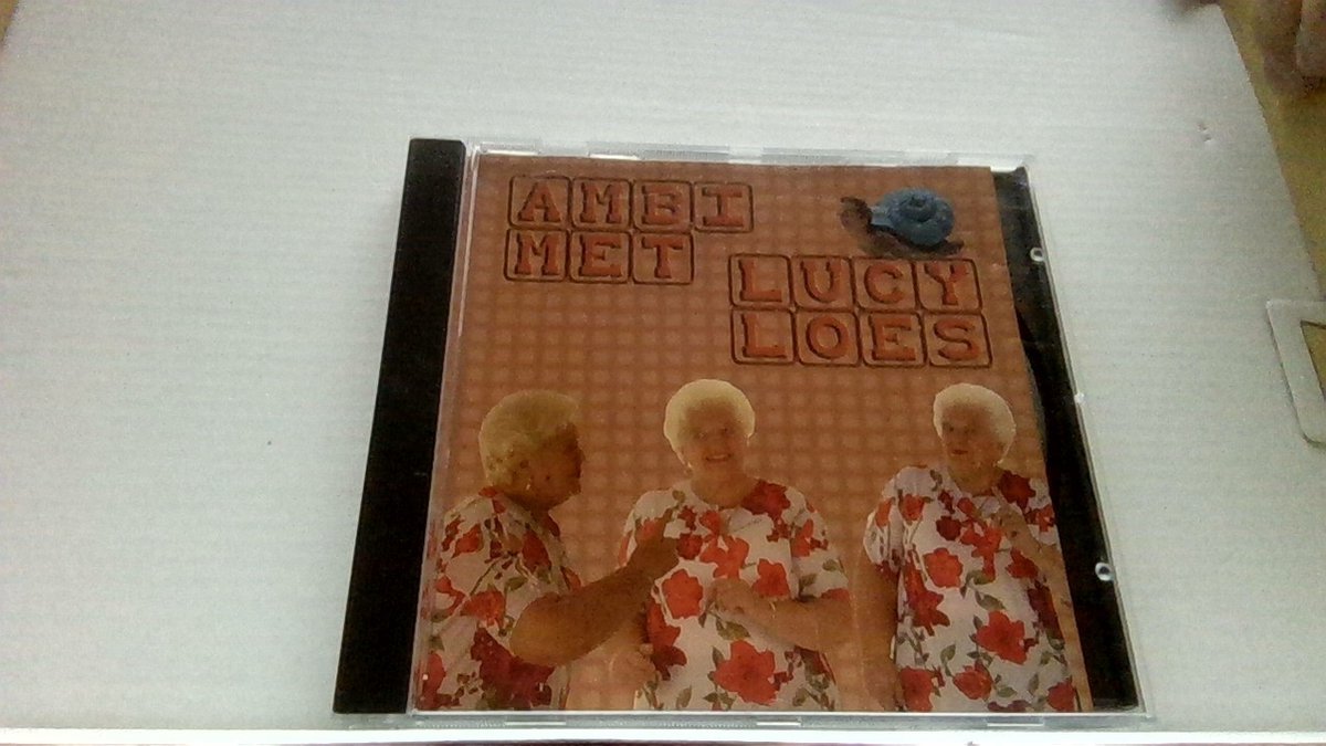 AMBI MET LUCY LOES