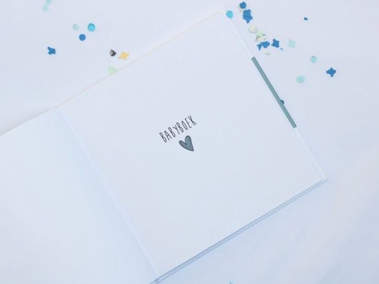 Babyboek 0-12 maanden - Baby invulboek - Baby's eerste jaar boek - Mijn