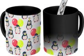 Magische Mok - Foto op Warmte Mokken - Koffiemok - Verjaardag - Pinguïn - Ballon - Kinderen - Design - Magic Mok - Beker - 350 ML - Theemok