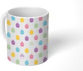 Mok - Koffiemok - Cupcake - Regenboog - Design - Patisserie - Mokken - 350 ML - Beker - Koffiemokken - Theemok