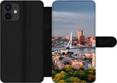 Étui de téléphone adapté à iPhone 12 - Rotterdam - Skyline - Arbre - Avec compartiments - Étui portefeuille avec fermeture magnétique