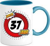 37 Jaar Verkeersbord Mok met tekst | Grappig Verjaardag Beker Cadeau | Bedrukte Koffie en Thee Mokken | Zwart | 330 ML