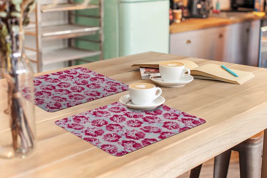 Placemat - Placemats kunststof - Bloemen - Rozen - Patroon - 45x30 cm - 6 stuks - Hittebestendig - Anti-Slip - Onderlegger - Afneembaar