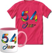 54 Jaar Vrolijke Verjaadag T-shirt met mok giftset Roze | Verjaardag cadeau pakket set | Grappig feest shirt Heren – Dames – Unisex kleding | Koffie en thee mok | Maat XL
