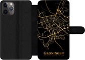 Bookcase Geschikt voor iPhone 11 Pro telefoonhoesje - Groningen - Stadskaart - Goud - Met vakjes - Wallet case met magneetsluiting