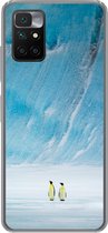 Geschikt voor Xiaomi Redmi 10 hoesje - Twee keizerpinguïns voor een ijsberg - Siliconen Telefoonhoesje