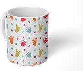 Mok - Koffiemok - Hand - Voet - Baby art - Patroon - Mokken - 350 ML - Beker - Koffiemokken - Theemok