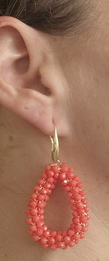 Tibri 538 - Oranje druppel oorbellen - Drop earrings - goudkleurige pin - Oorbellen met oranje kralen - Dames oorbellen - Tibri