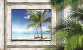 Fotobehang - Vlies Behang - 3D Tropisch Uitzicht op de Palmbomen en Zee door het Houten Raam - 254 x 184 cm