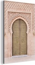 Wanddecoratie Metaal - Aluminium Schilderij Industrieel - Marokkaanse deur - Roze - Kunst - Poort - 100x150 cm - Dibond - Foto op aluminium - Industriële muurdecoratie - Voor de woonkamer/slaapkamer