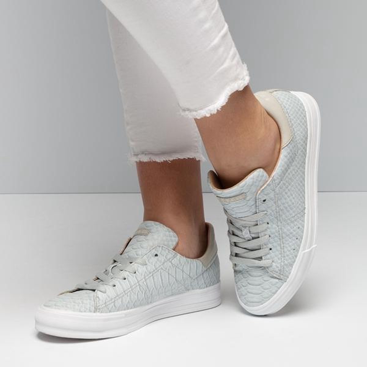 Esprit Simona Sneakers grijs - Maat 40 | bol.com