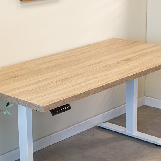 Verstelbaar zit-sta bureau met houtblad vintage of tweedehands