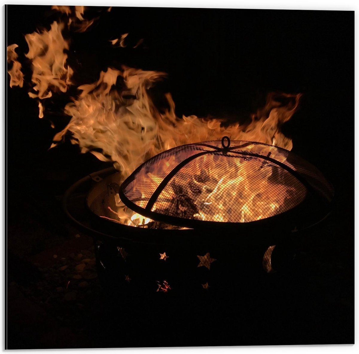 Dibond - Vuurkorf - 50x50cm Foto op Aluminium (Met Ophangsysteem)