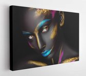 Onlinecanvas - Schilderij - Fashion Portrait A Dark-skinned Girl With Color Make-up Art Horizontal Horizontal - Multicolor - 75 X 115 Cm