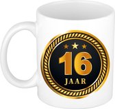 16 jaar jubileum/ verjaardag mok medaille/ embleem zwart goud - Cadeau beker verjaardag, jubileum, 16 jaar in dienst