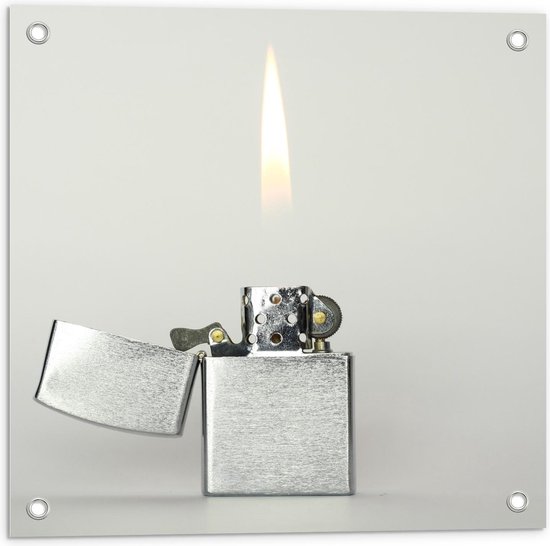 Tuinposter – Zilveren Aansteker op Witte Achtergrond - 50x50cm Foto op Tuinposter  (wanddecoratie voor buiten en binnen)