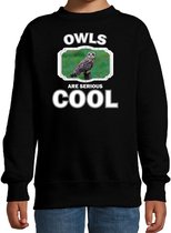 Dieren uilen sweater zwart kinderen - owls are serious cool trui jongens/ meisjes - cadeau velduil/ uilen liefhebber 3-4 jaar (98/104)