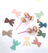 HD Collection | Only Natural | kerst cadeau set | 2 glazen pegel hangers roze met goud | Engeltjes slinger van papier 1 mtr