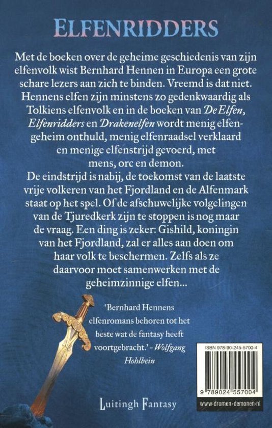 Achterkant van een boek met een gouden zwaard dat uit het water steekt. Tekst over het verhaal.