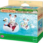 foto van Sylvanian Families 5046 Set Zwanenbootjes  - Speelfigurenset