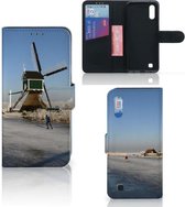 Geschikt voor Samsung Galaxy M10 Flip Cover Schaatsers Friesland