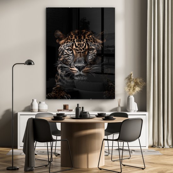 MuchoWow® Glasschilderij 90x120 cm - Schilderij acrylglas - Luipaard - Portret - Zwart - Dier - Foto op glas - Schilderijen