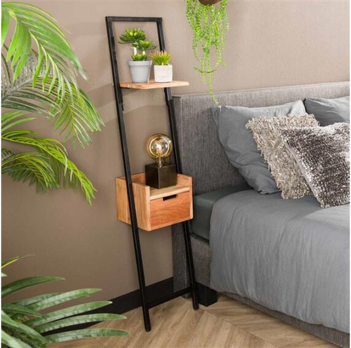 Nachtkastje Step XS Massief Acaciahout Naturel - Modern Design - Wandrek - Wandmeubel - Compact en Ruimtebesparend - 30x25x140 cm