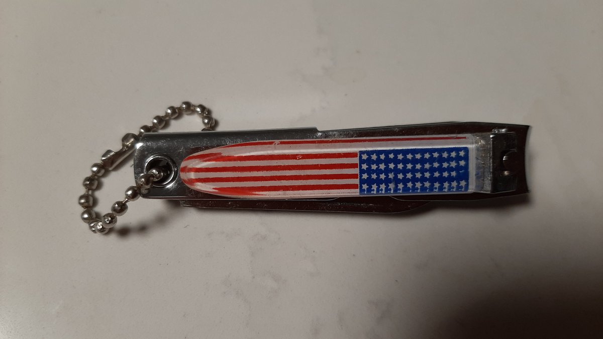 Goedkoopste Superdoll nagelknipper trio - nagelschaar - zakmesje - opener - met print amerikaanse vlag rood wit blauw - 6,5 cm - USA